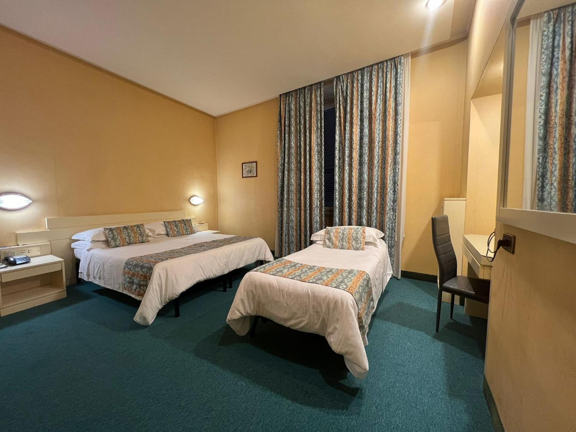 Hotel Patria Roma Ngoại thất bức ảnh
