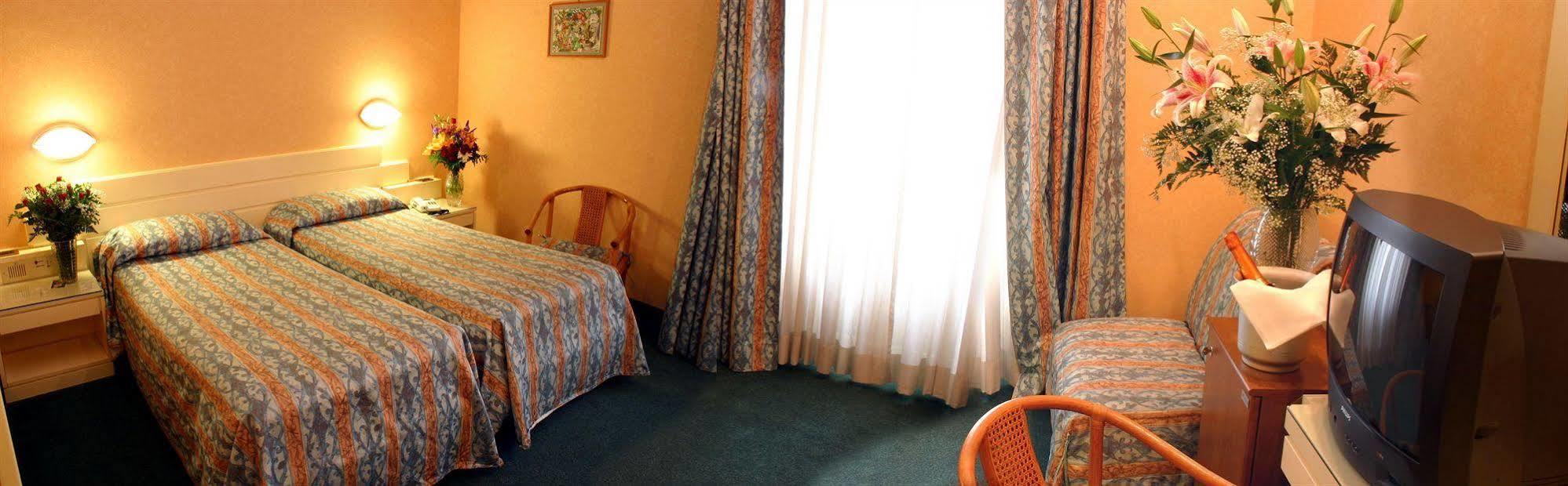 Hotel Patria Roma Ngoại thất bức ảnh